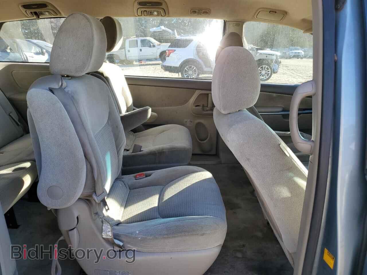2010 TOYOTA All Models - VIN: 5TDKK4CC7AS337375 - Фото 11