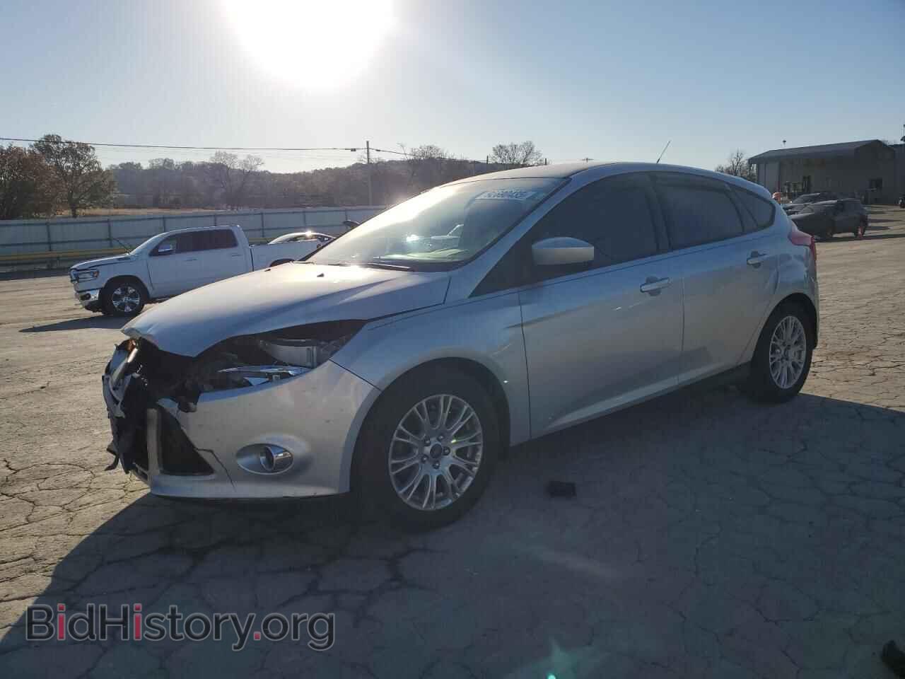 Photo 1FAHP3K2XCL406102 - FORD FOCUS 2012