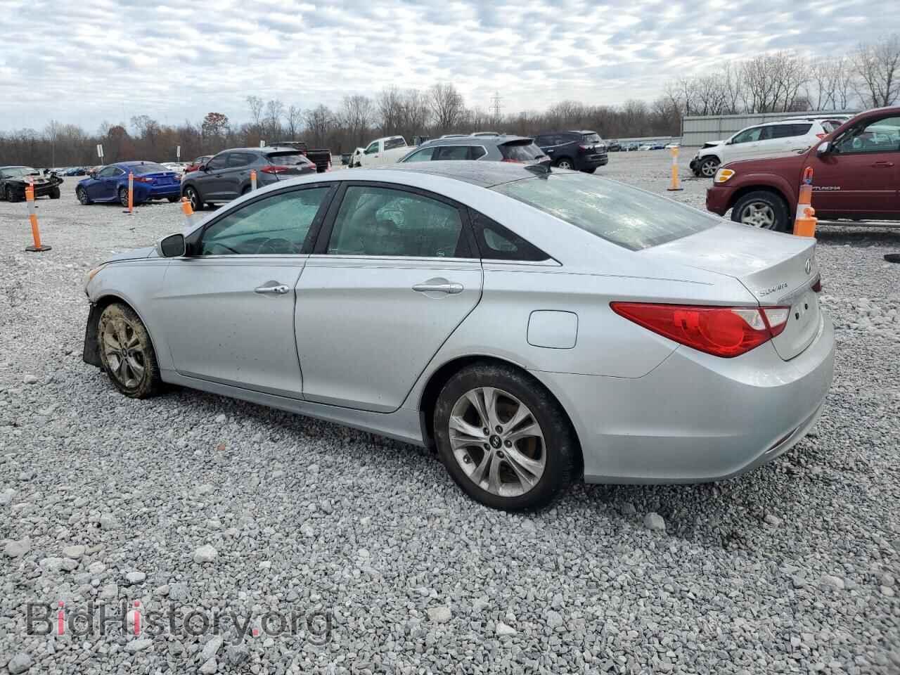 2013 HYUNDAI SONATA - VIN: 5NPEC4ACXDH597521 - Фото 2