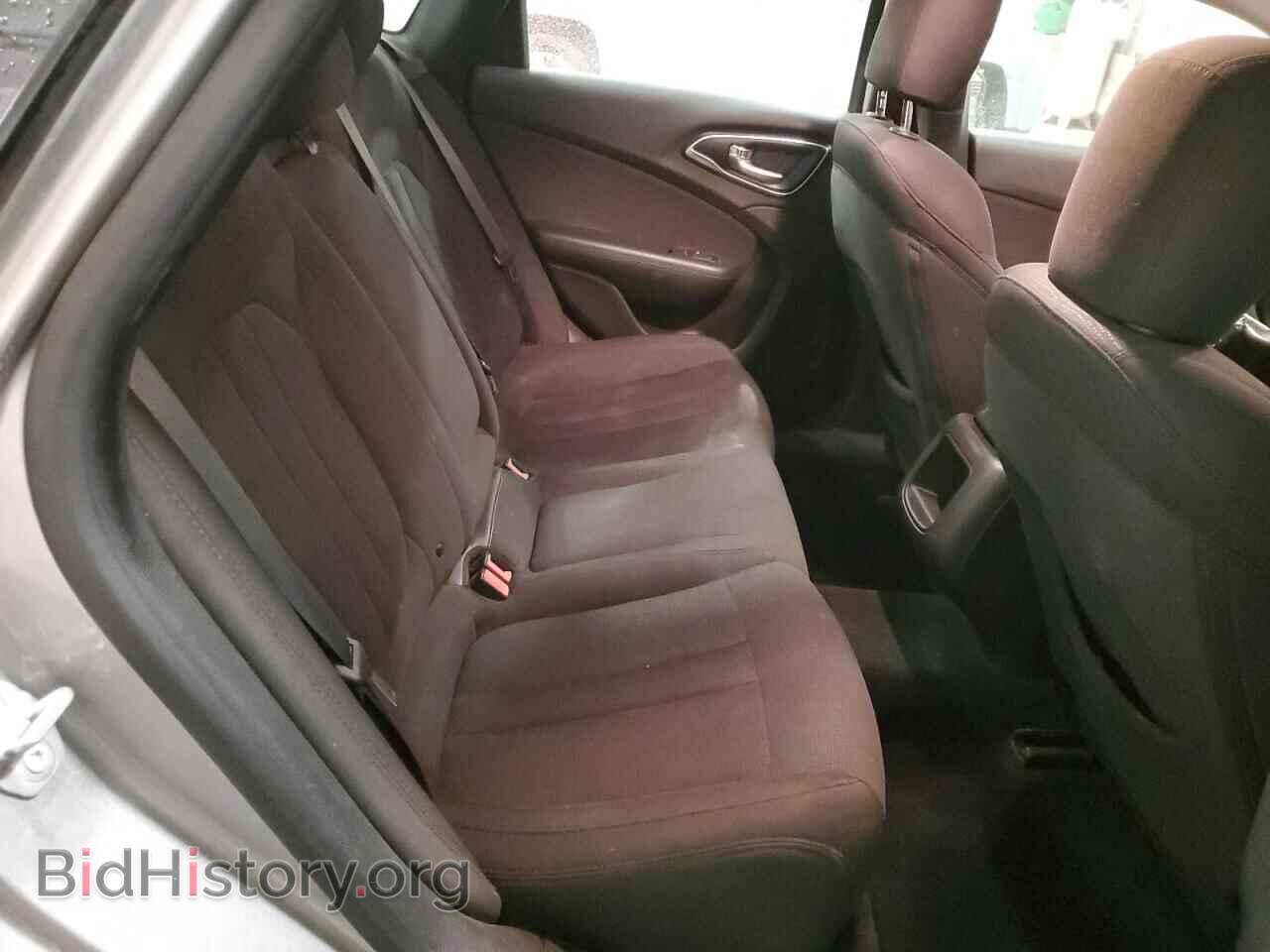 2016 CHRYSLER 200 - VIN: 1C3CCCAB5GN132226 - Фото 10