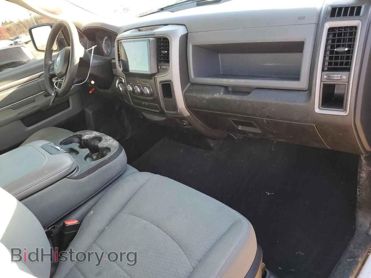 2018 RAM 1500 - VIN: 3C6JR6DTXJG129532 - Фото 8