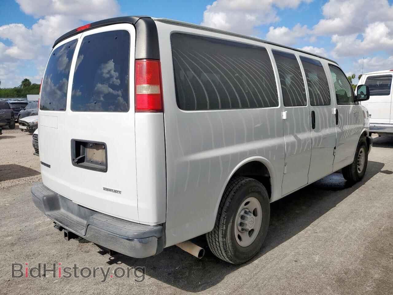 2017 CHEVROLET EXPRESS - VIN: 1GAWGEFF4H1113477 - Фото 3
