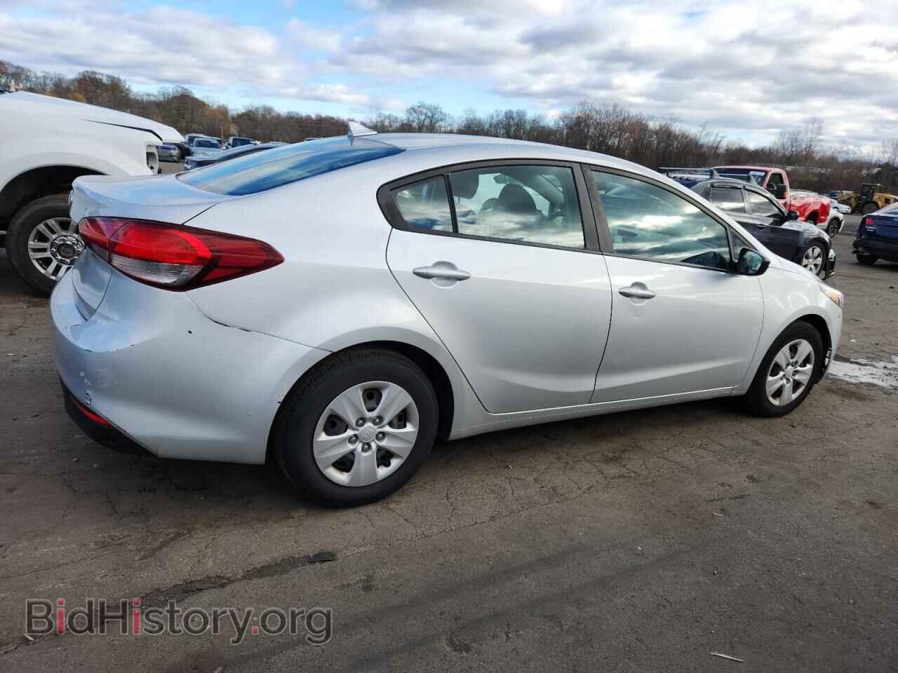 2017 KIA FORTE - VIN: 3KPFL4A79HE087128 - Фото 3