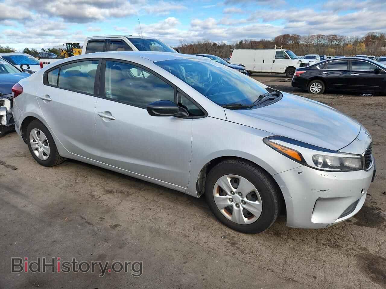 2017 KIA FORTE - VIN: 3KPFL4A79HE087128 - Фото 4