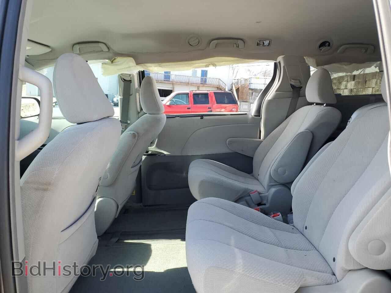 2011 TOYOTA All Models - VIN: 5TDKK3DC0BS028633 - Фото 11