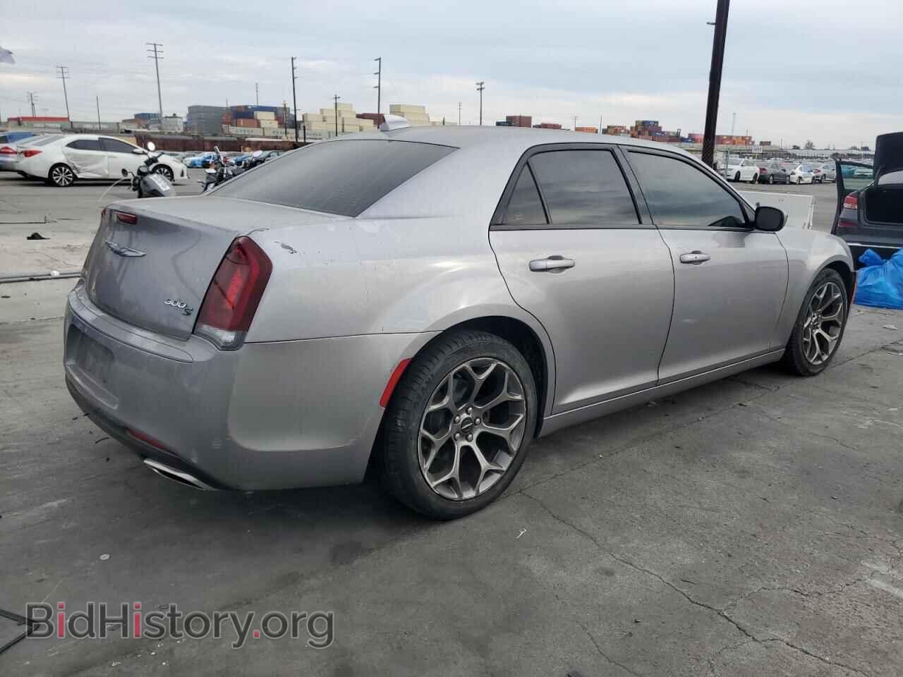 2018 CHRYSLER 300 - VIN: 2C3CCABG0JH214170 - Фото 3