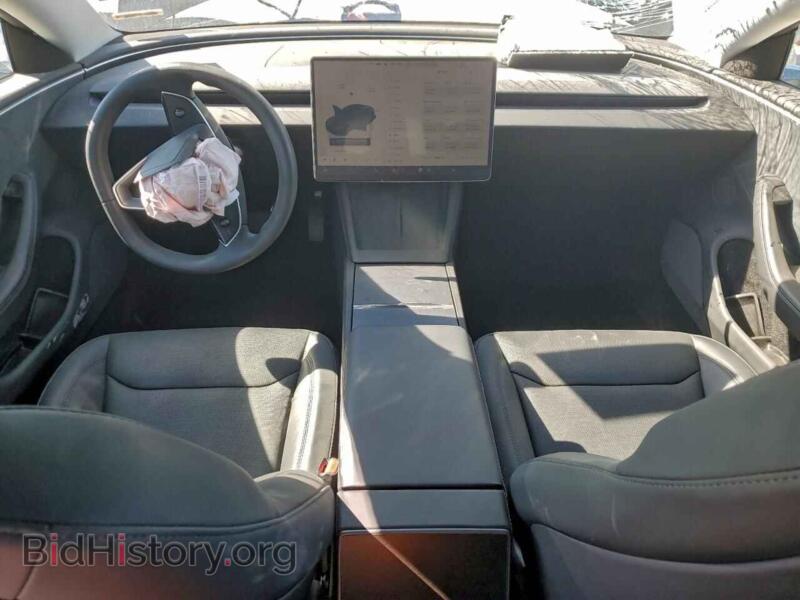 2024 Tesla MODEL 3 (VIN 5YJ3E1EB3RF819677) — фото 7 из 13