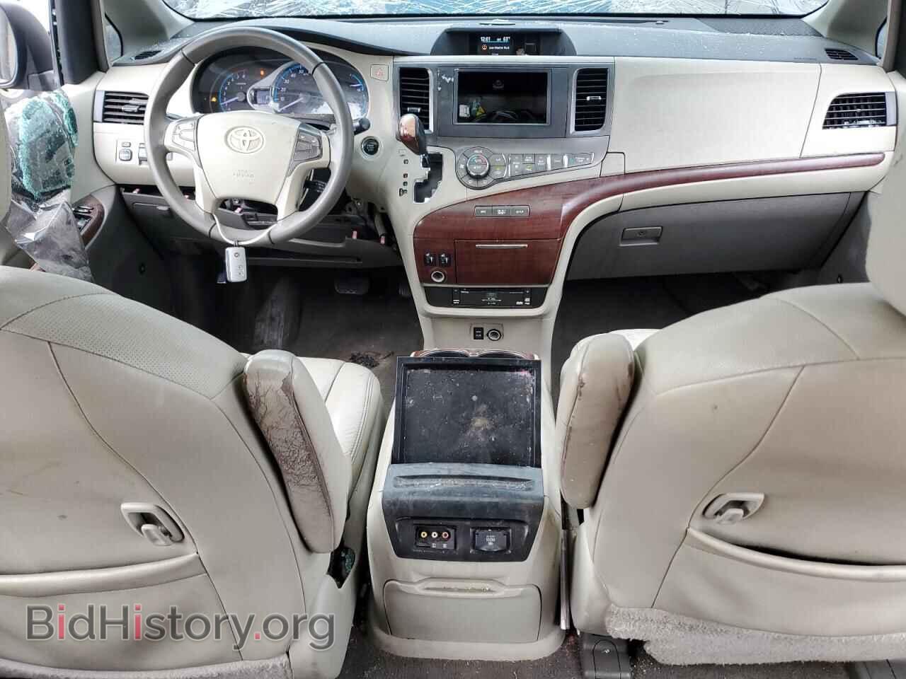 2011 TOYOTA All Models - VIN: 5TDYK3DC5BS042862 - Фото 8