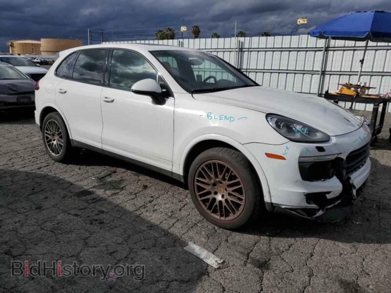 2018 Porsche CAYENNE (VIN WP1AA2A26JKA05799) — photo 4 of 13