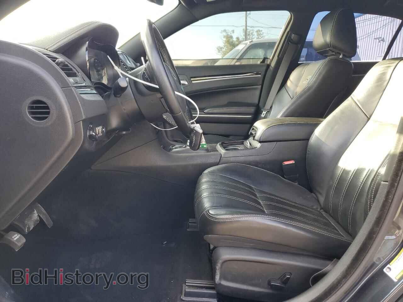 2019 CHRYSLER 300 - VIN: 2C3CCAGGXKH698357 - Photo 7