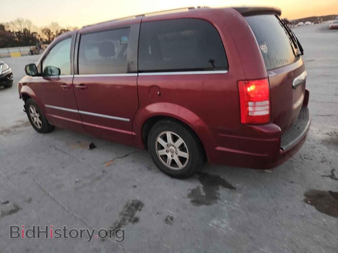 2010 CHRYSLER MINIVAN - VIN: 2A4RR5D17AR337425 - Фото 2