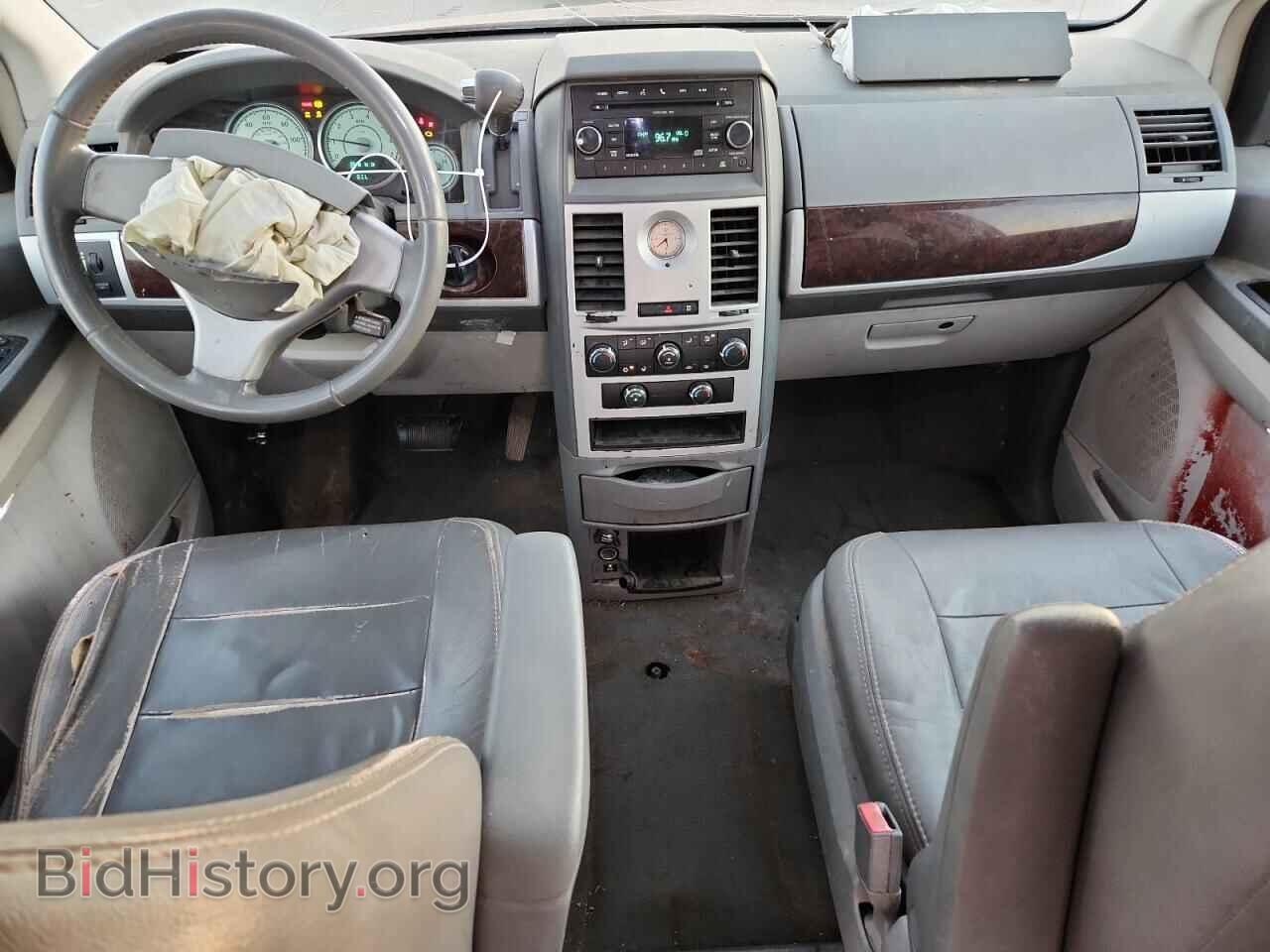 2010 CHRYSLER MINIVAN - VIN: 2A4RR5D17AR337425 - Фото 8
