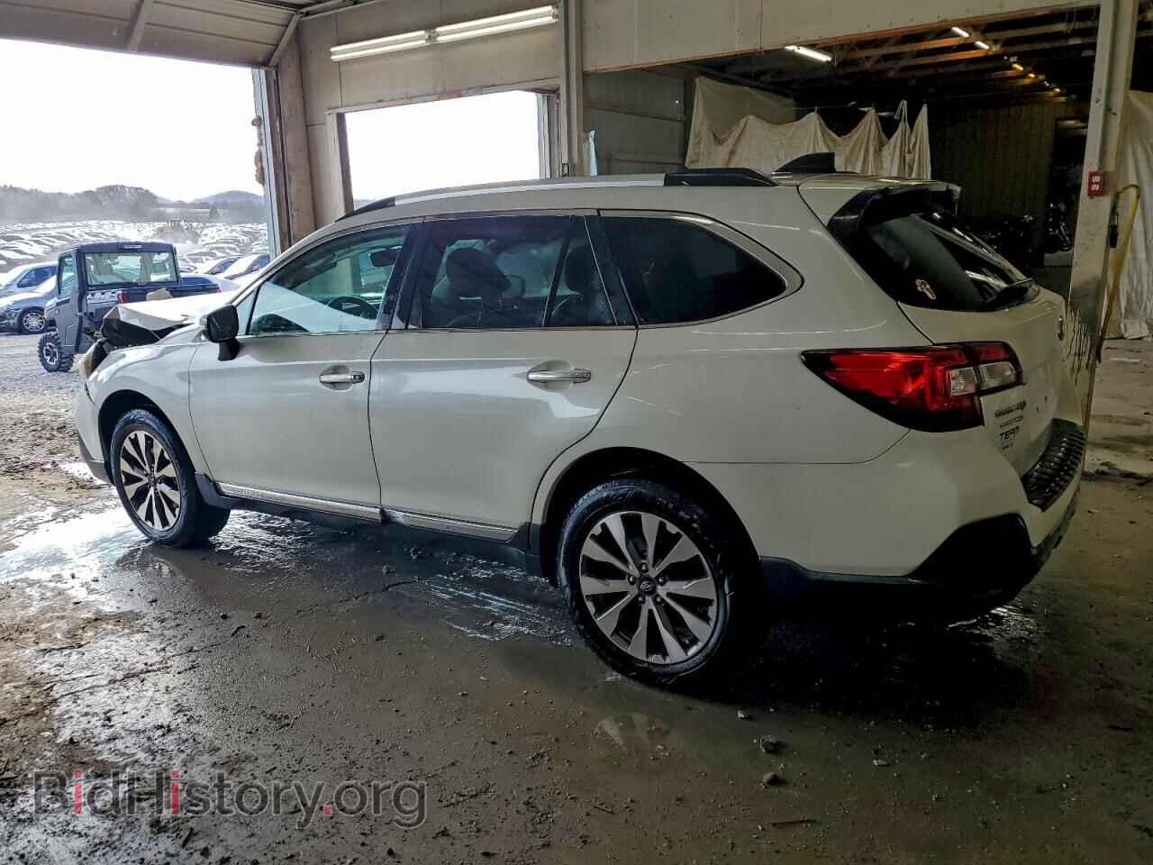 2019 SUBARU OUTBACK - VIN: 4S4BSATC6K3223235 - Фото 2