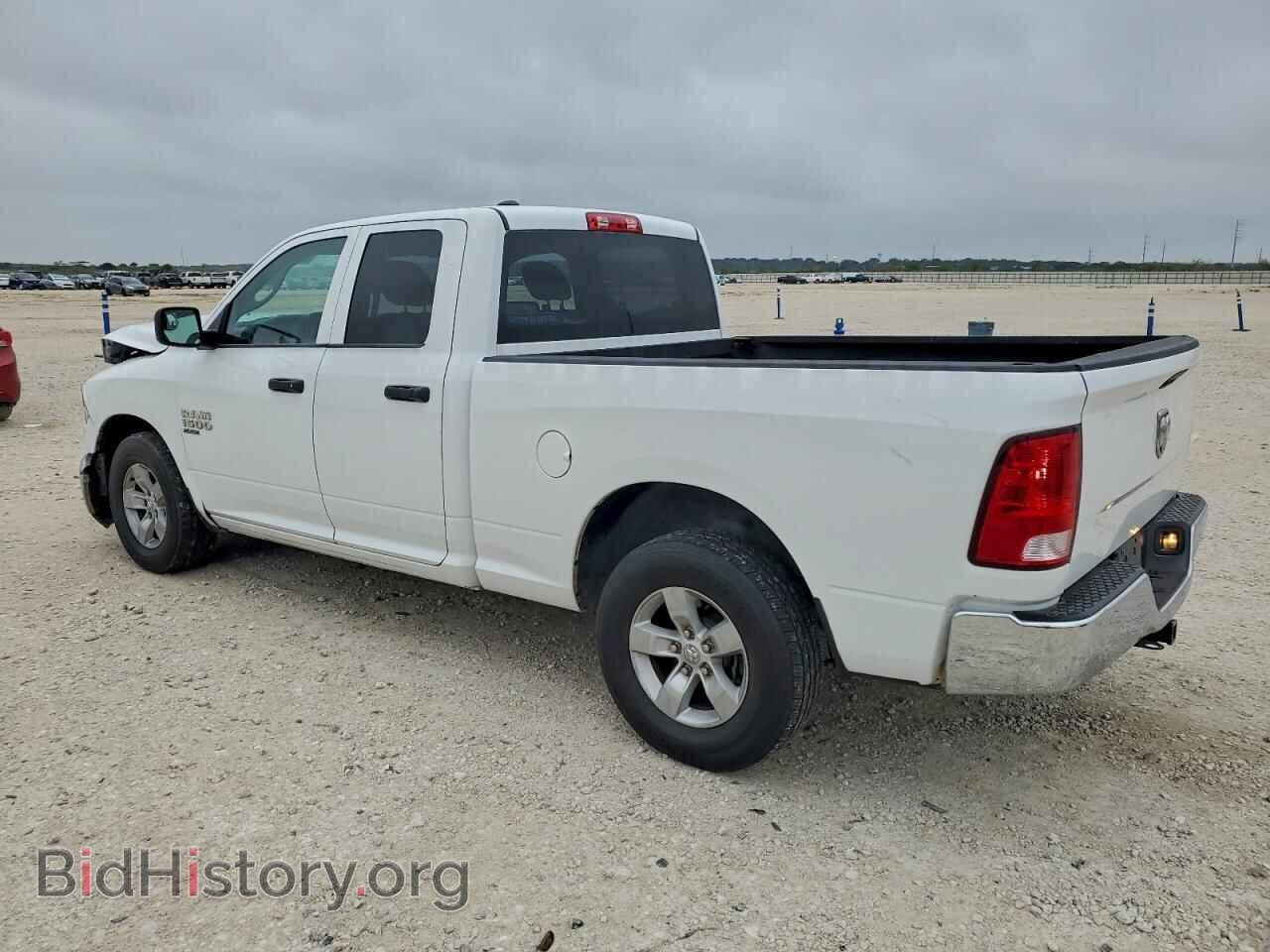 2019 RAM 1500 - VIN: 1C6RR6FG2KS598434 - Фото 2