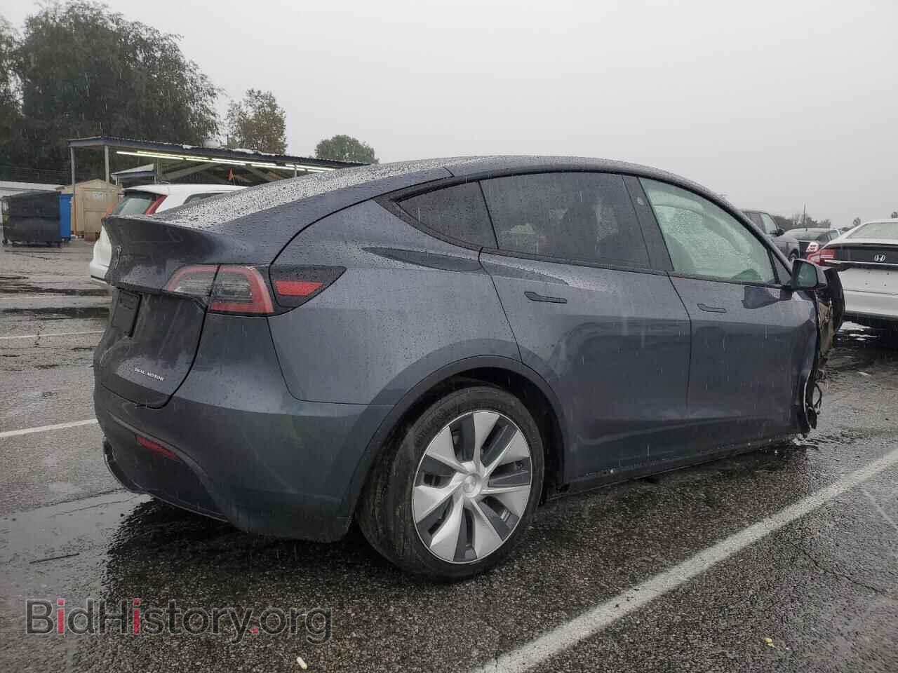 2023 TESLA MODEL Y - VIN: 7SAYGDEEXPF876888 - Photo 3
