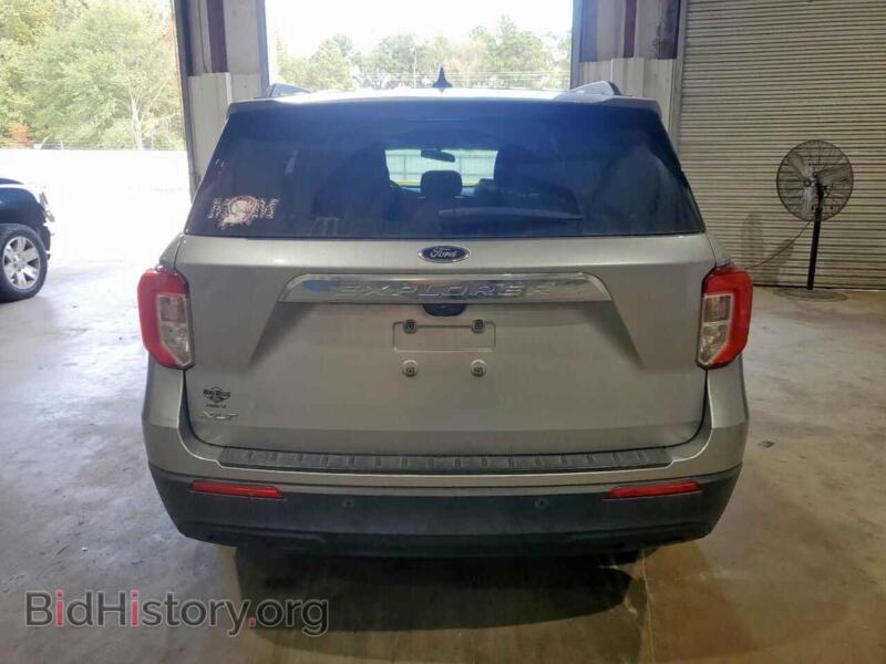 2021 Ford EXPLORER (VIN 1FMSK7DH2MGB40037) — photo 6 of 12