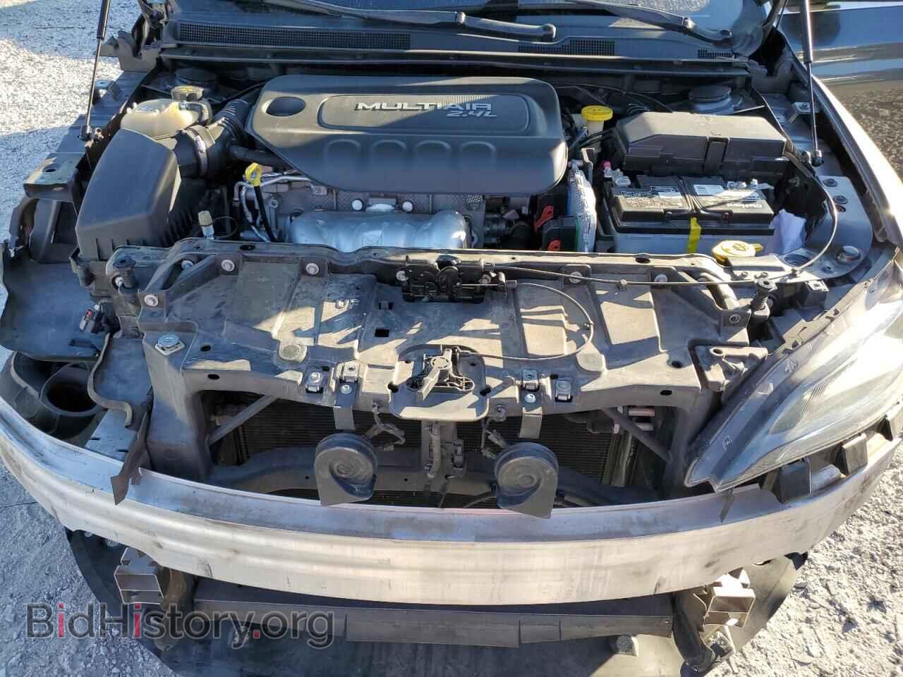 2016 CHRYSLER 200 - VIN: 1C3CCCAB6GN173111 - Фото 11