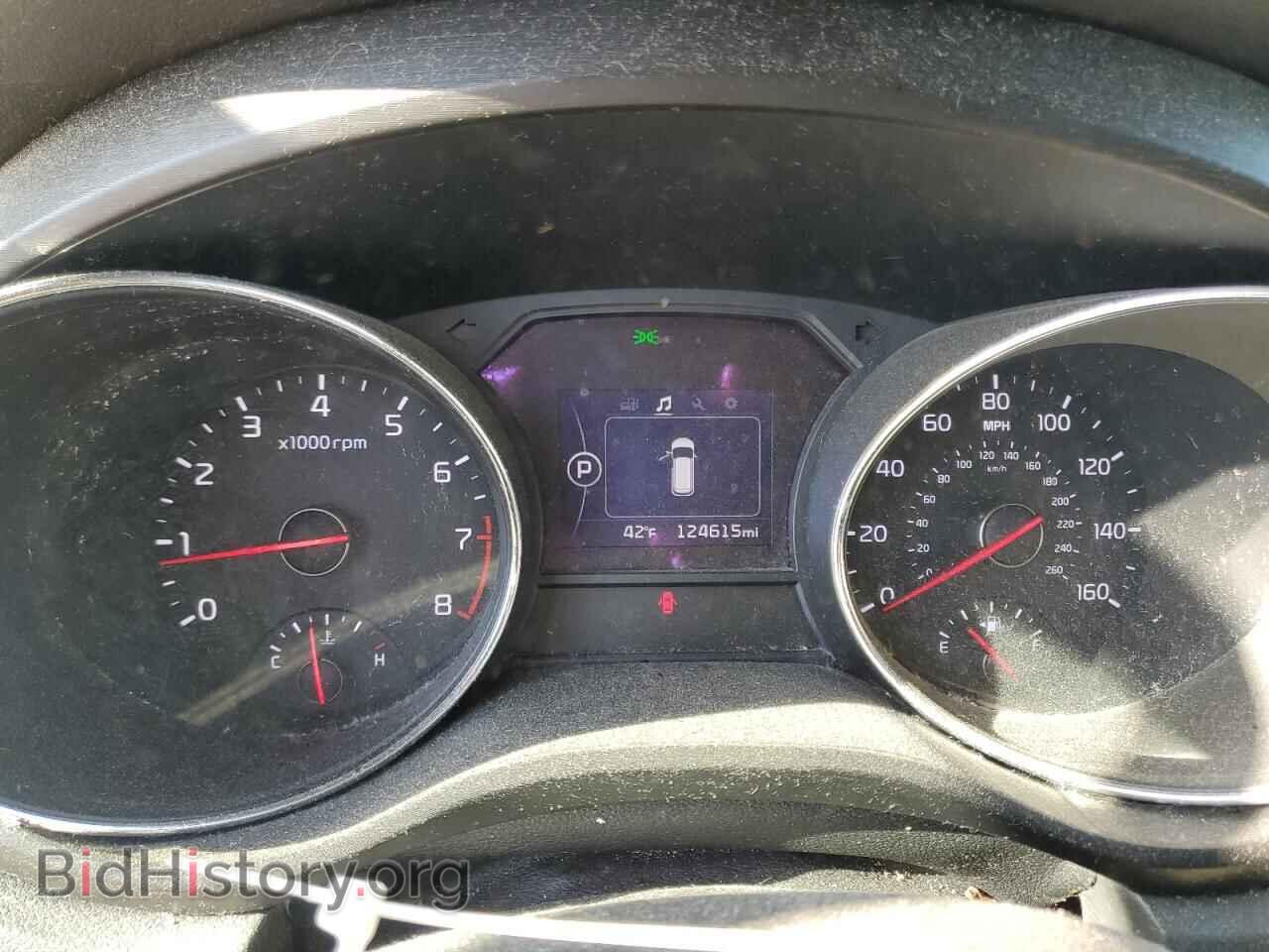 2016 KIA All Models - VIN: KNDMB5C13G6208801 - Фото 9
