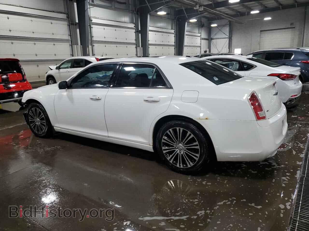 2013 CHRYSLER 300 - VIN: 2C3CCAGG3DH505324 - Photo 2