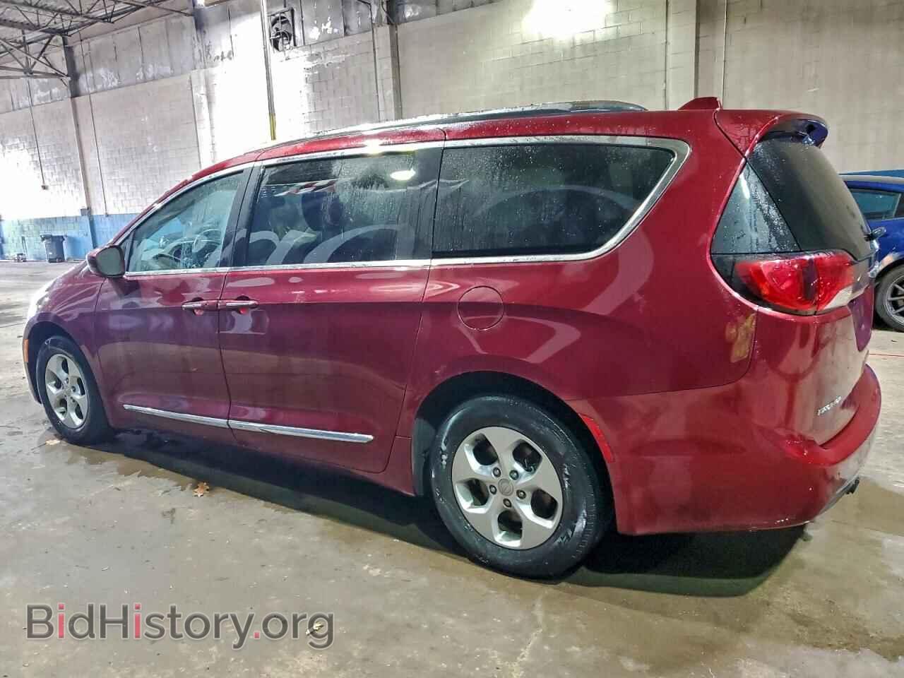 2017 CHRYSLER PACIFICA - VIN: 2C4RC1EG8HR628352 - Фото 2