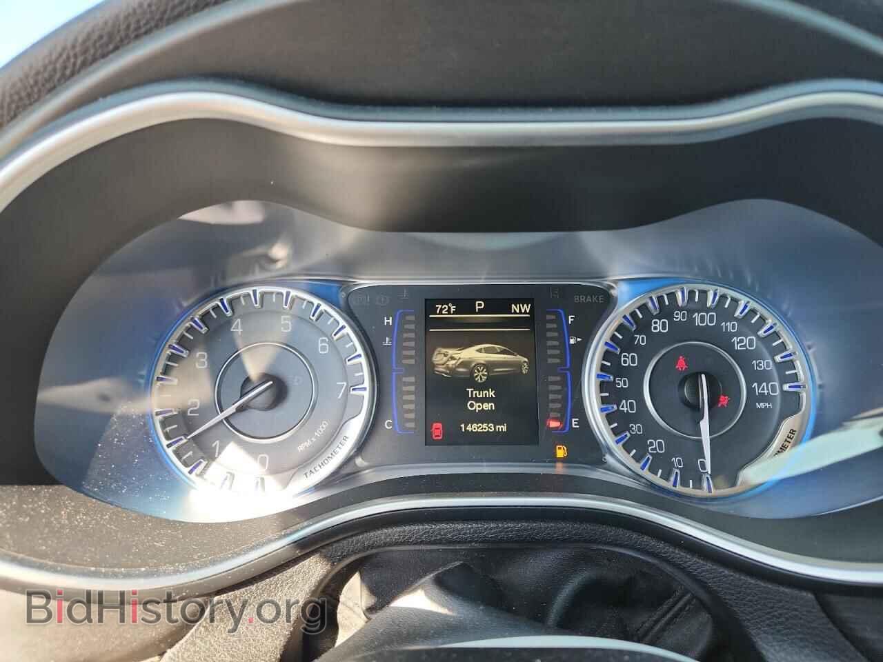 2015 CHRYSLER 200 - VIN: 1C3CCCAB1FN542570 - Фото 9
