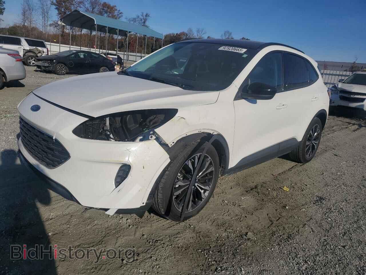 Photo 1FMCU0BZ2MUB21653 - FORD ESCAPE 2021