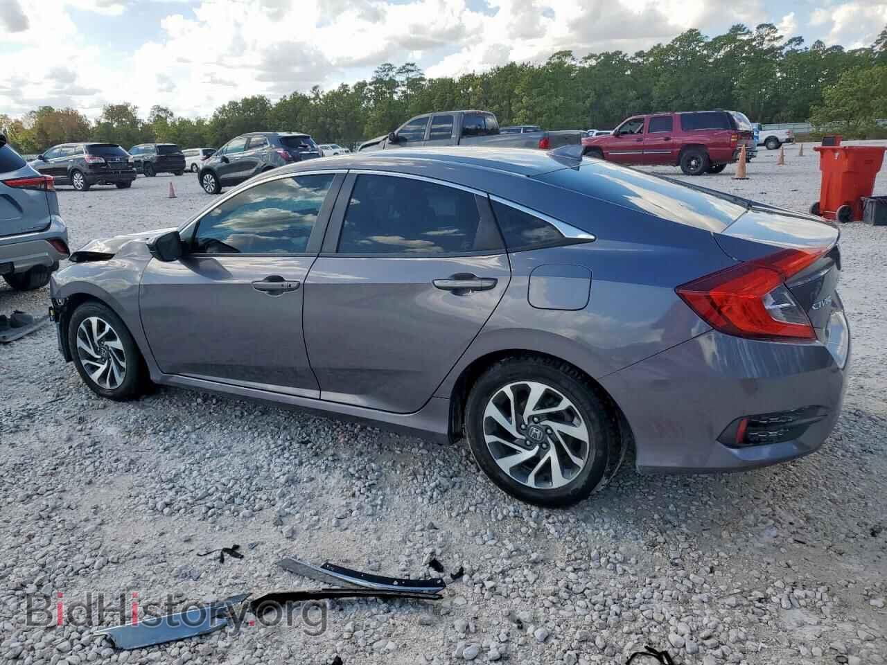 2018 HONDA CIVIC - VIN: 19XFC2F77JE013497 - Фото 2