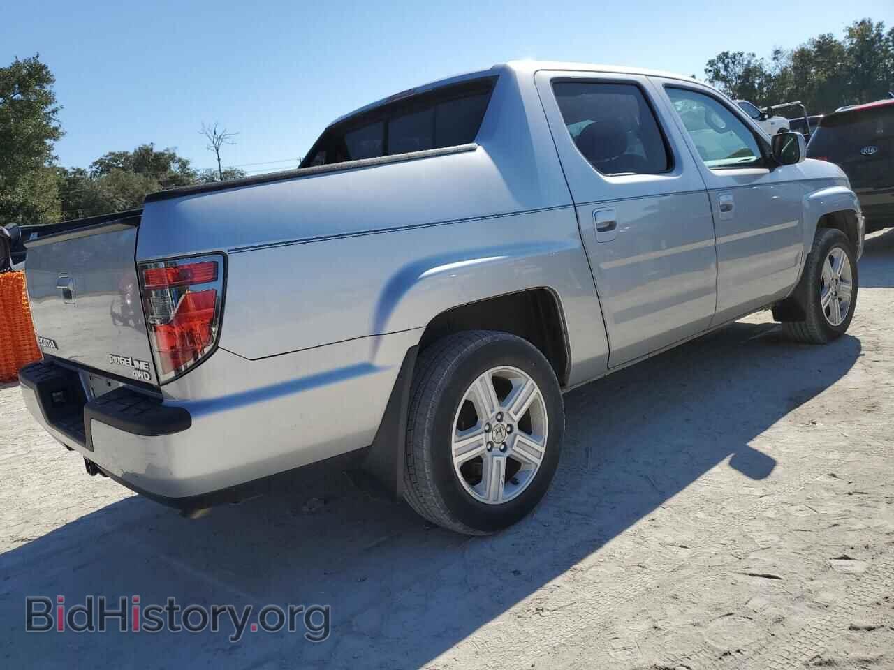 2013 HONDA RIDGELINE - VIN: 5FPYK1F52DB009979 - Фото 3