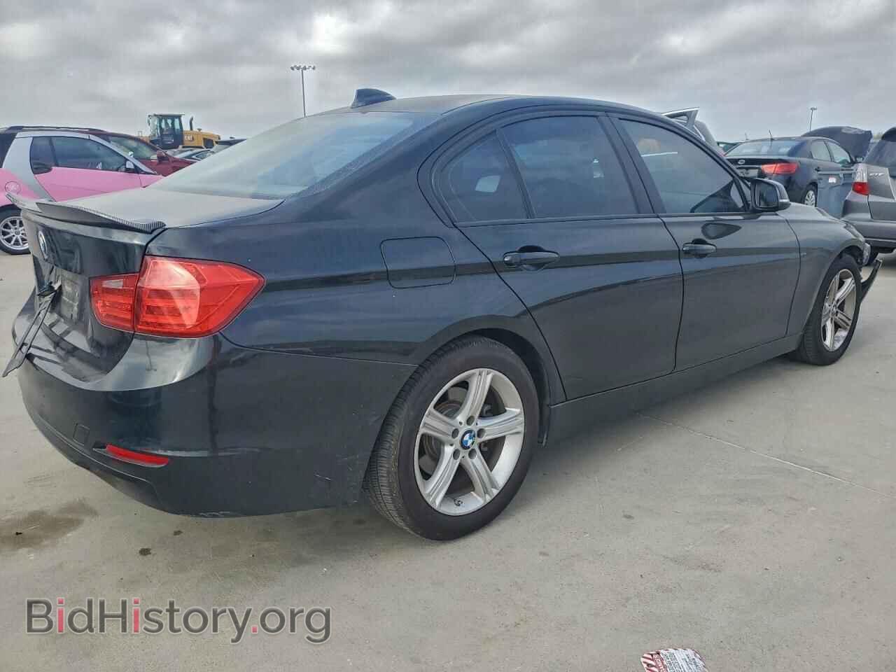 2013 BMW 3 SERIES - VIN: WBA3B1C51DF462023 - Фото 3
