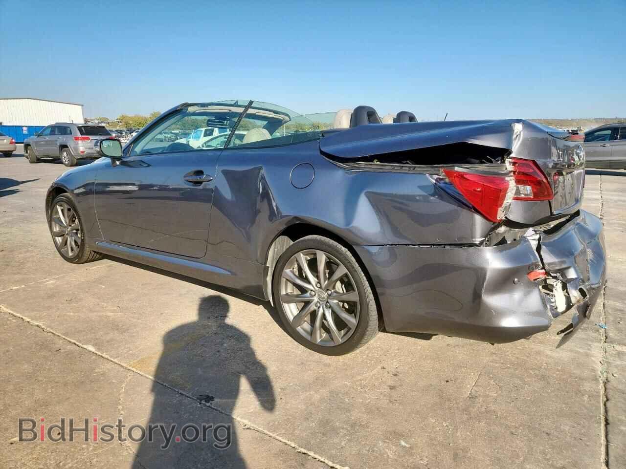 2014 LEXUS IS - VIN: JTHFF2C24E2531617 - Photo 2