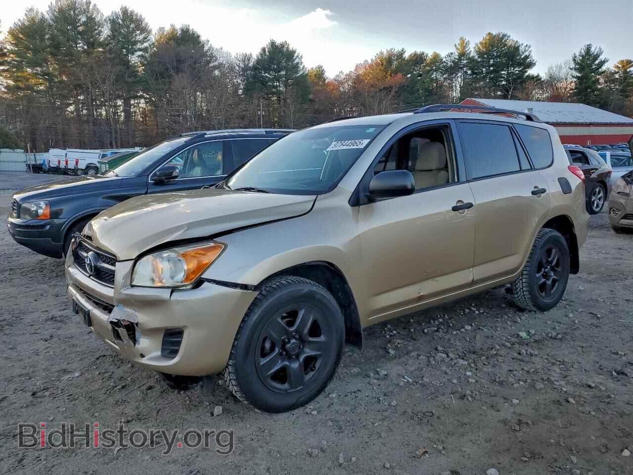 Photo JTMBF4DV2AD036366 - TOYOTA RAV4 2010