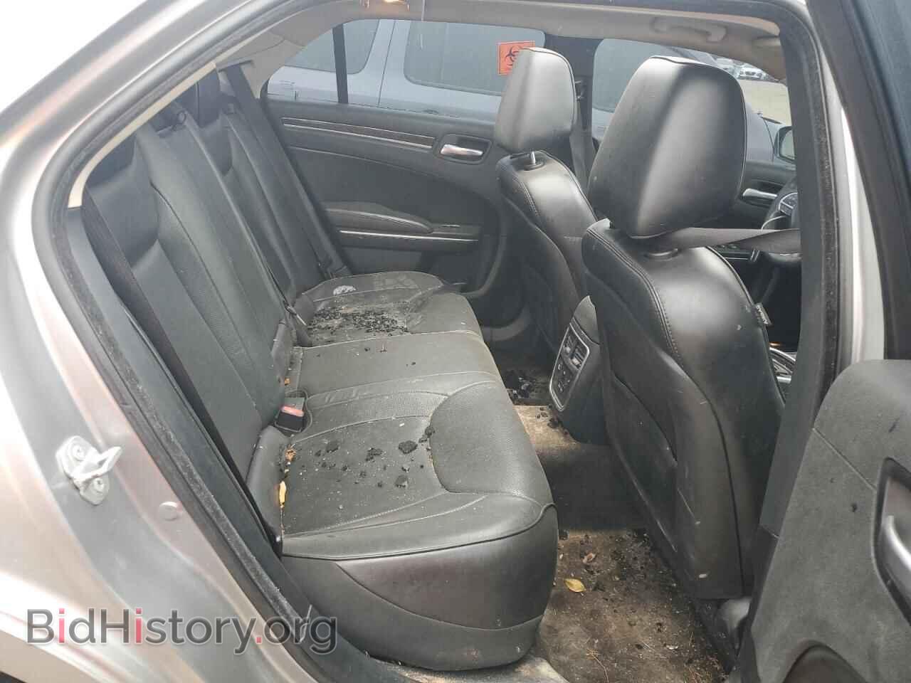 2016 CHRYSLER 300 - VIN: 2C3CCAEG3GH111121 - Фото 10