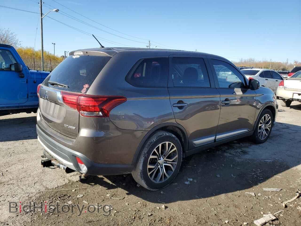 2016 MITSUBISHI OUTLANDER - VIN: JA4AD2A38GZ024558 - Фото 3