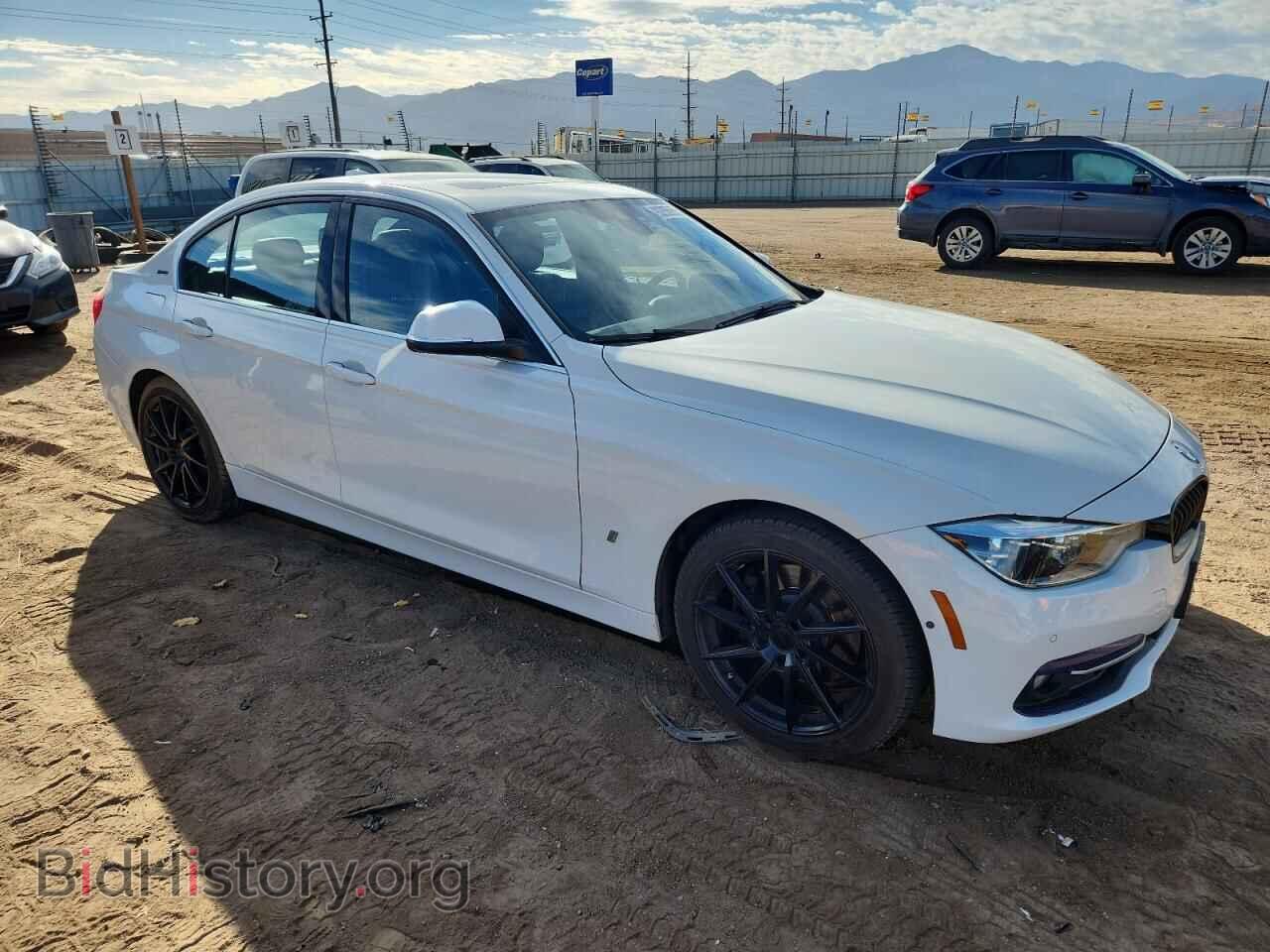 2017 BMW 3 SERIES - VIN: WBA8E1C32HA159220 - Фото 4