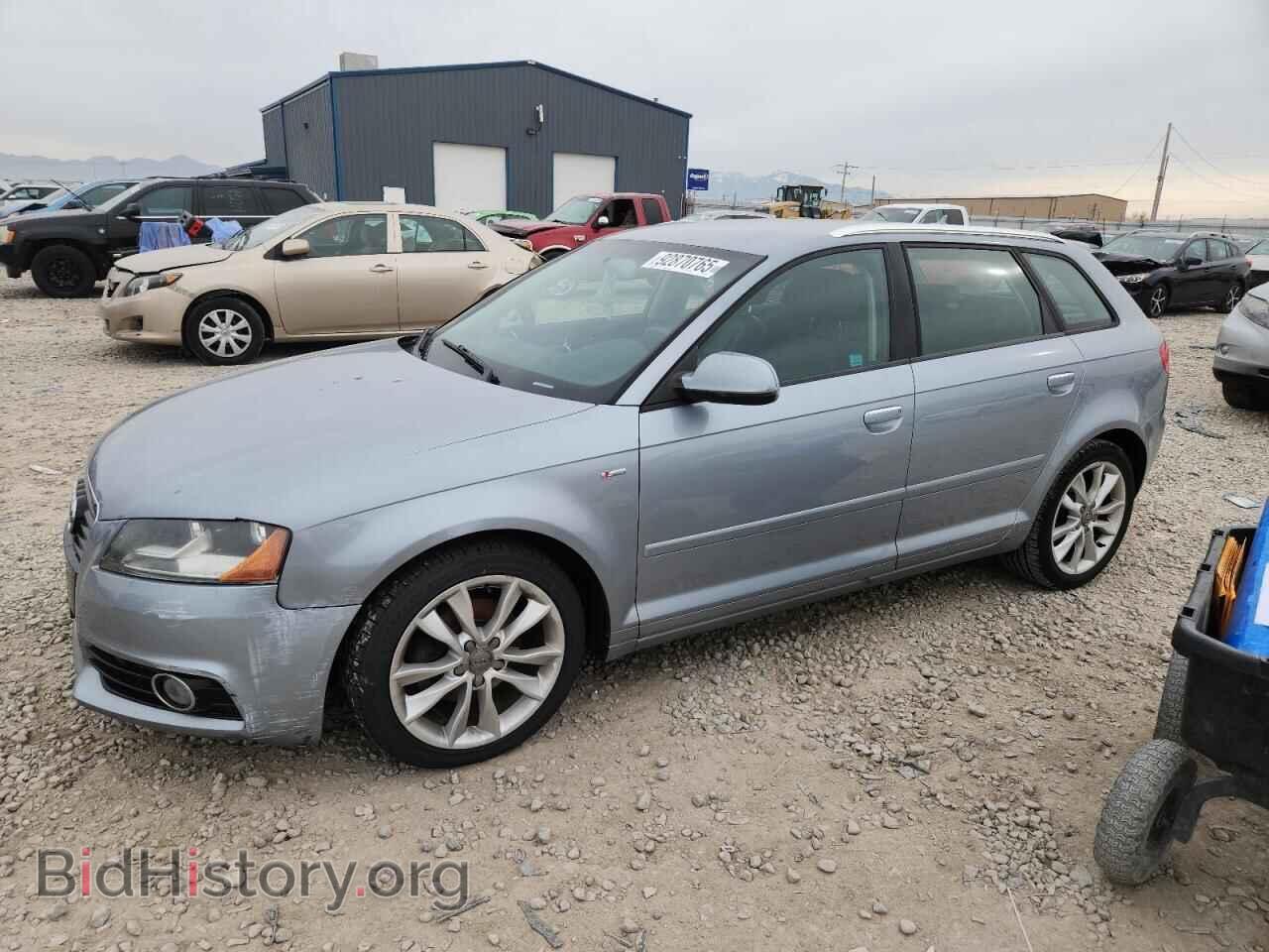 Photo WAUBJAFM3BA139474 - AUDI A3 2011