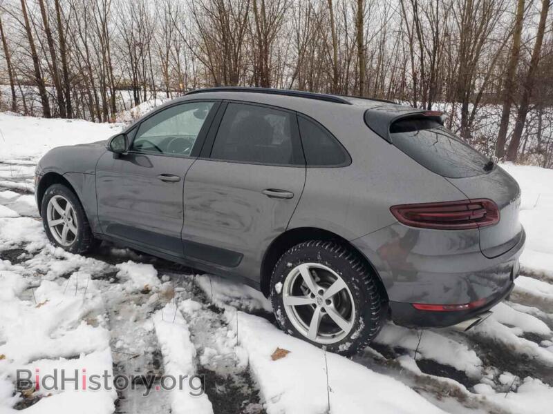 2016 Porsche MACAN (VIN WP1AB2A59GLB54170) — фото 2 из 12