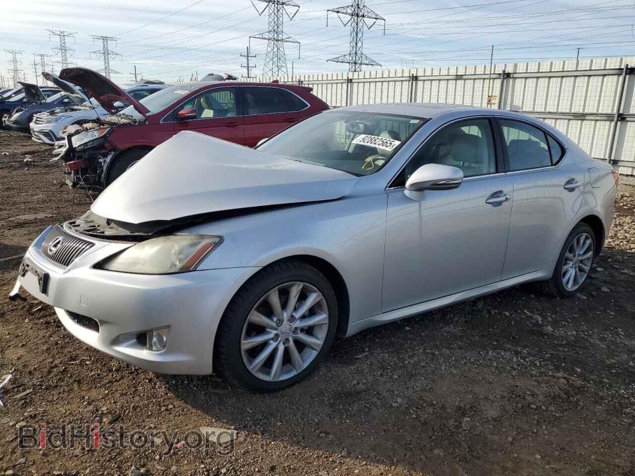 Photo JTHCF5C25A2033151 - LEXUS IS 2010
