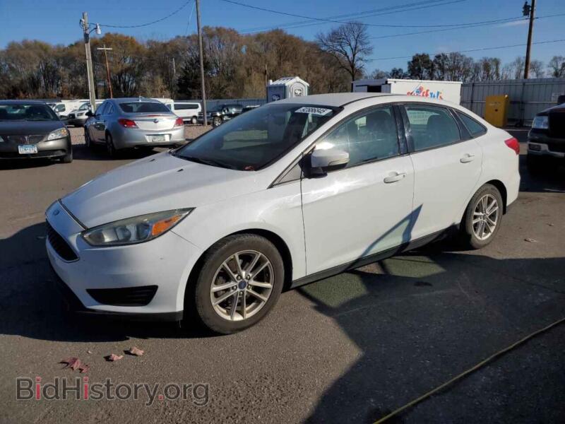 2017 Ford FOCUS SE (VIN 1FADP3F27HL259835) — фото 1 из 12, Copart, повреждение: передняя часть