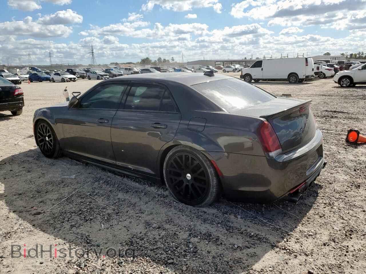 2018 CHRYSLER 300 - VIN: 2C3CCABG3JH244487 - Фото 2