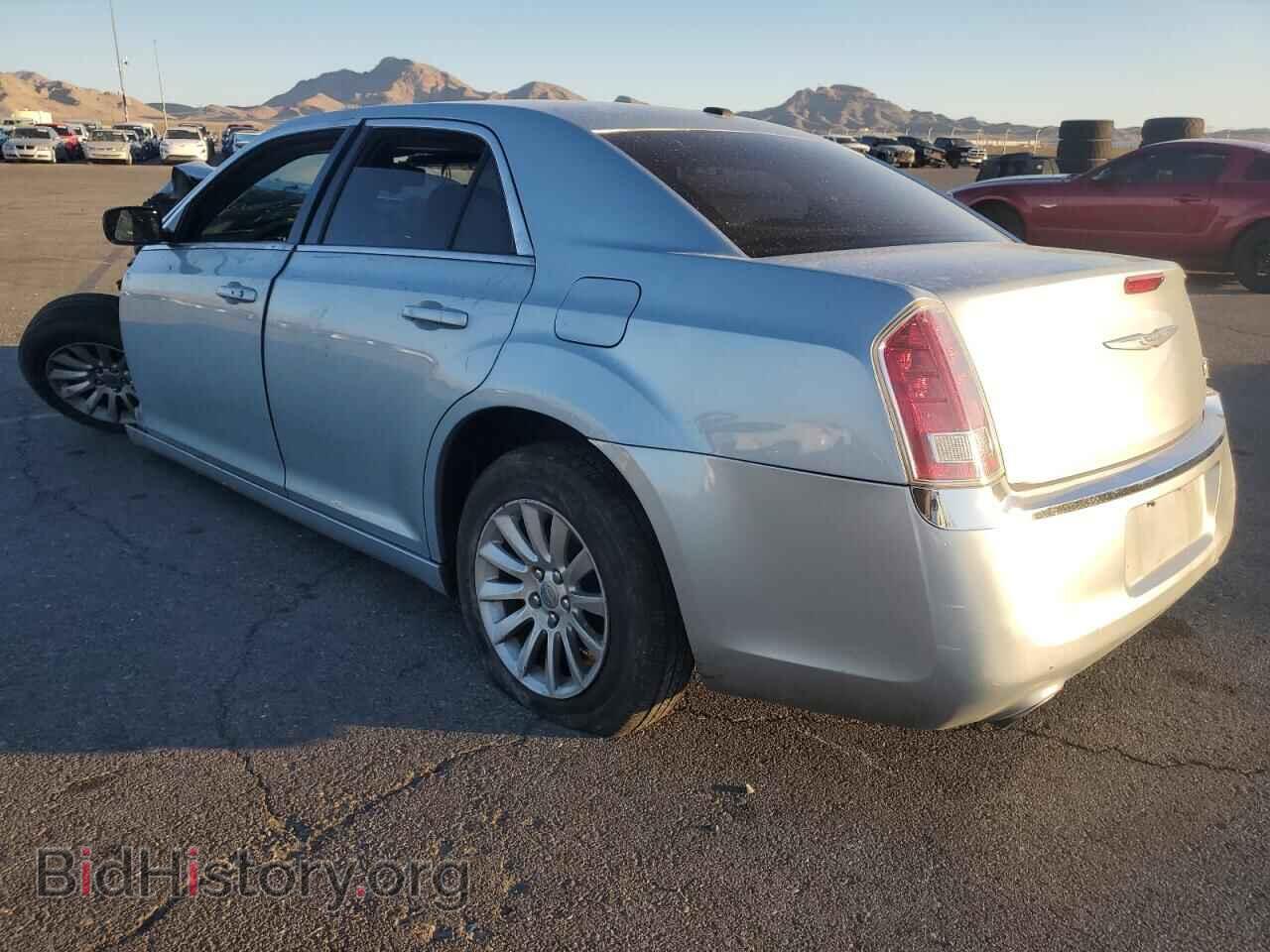 2013 CHRYSLER 300 - VIN: 2C3CCAAG5DH630334 - Фото 2