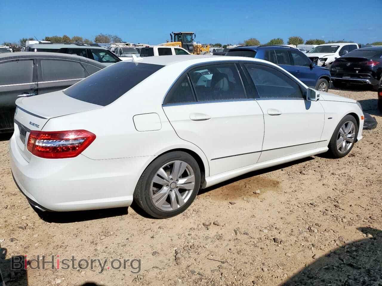 2012 MERCEDES-BENZ E-CLASS - VIN: WDDHF2EB8CA520216 - Photo 3