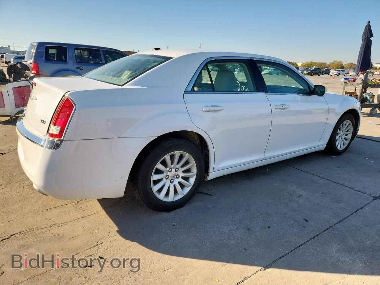 2014 CHRYSLER 300 - VIN: 2C3CCAAG8EH375650 - Фото 3