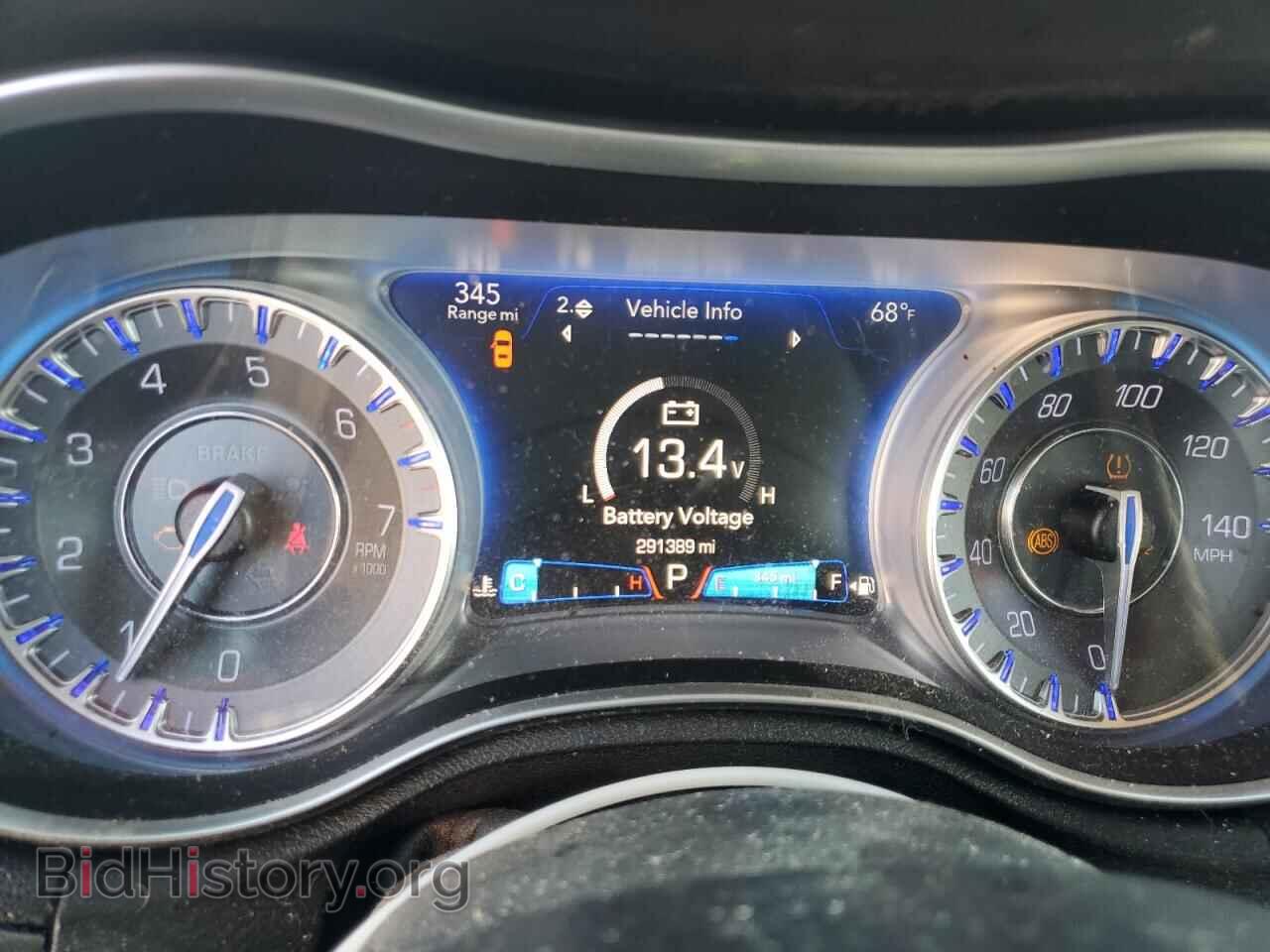 2015 CHRYSLER 300 - VIN: 2C3CCAAG9FH815912 - Фото 9