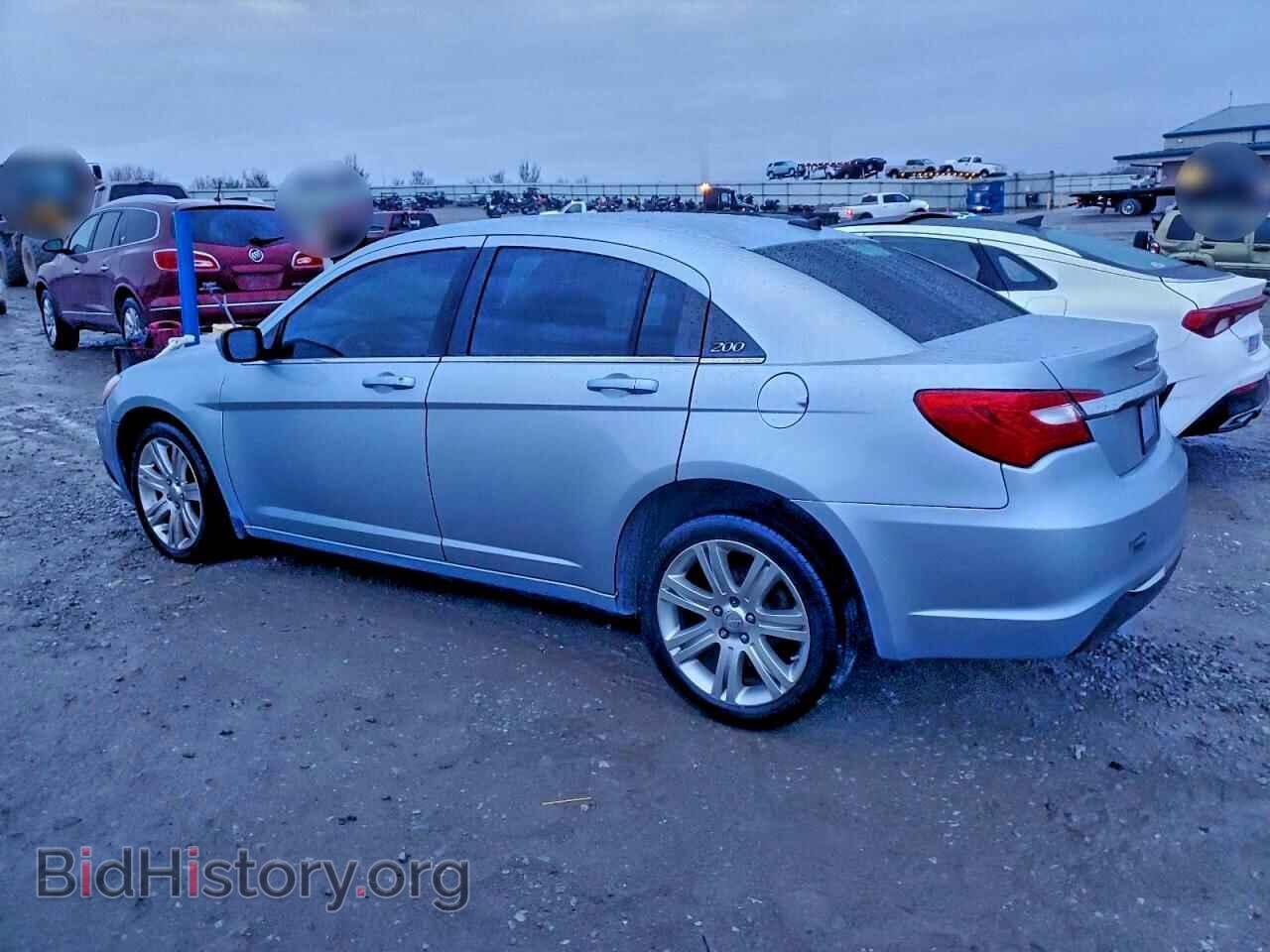 2012 CHRYSLER 200 - VIN: 1C3CCBBB5CN160580 - Фото 2