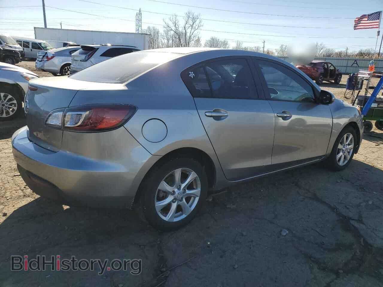 2011 MAZDA 3 - VIN: JM1BL1VF4B1361263 - Фото 3