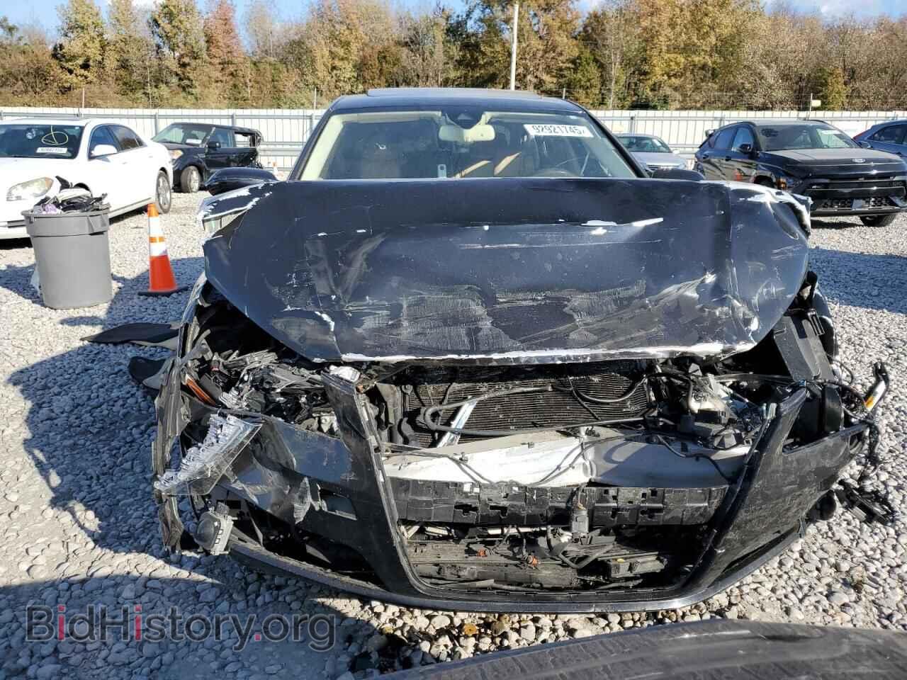 2011 AUDI A8 - VIN: WAURVAFD6BN005375 - Фото 5