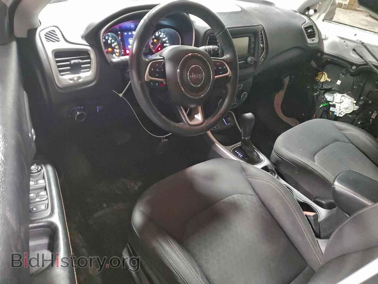 2018 JEEP COMPASS - VIN: 3C4NJCAB1JT123279 - Фото 8