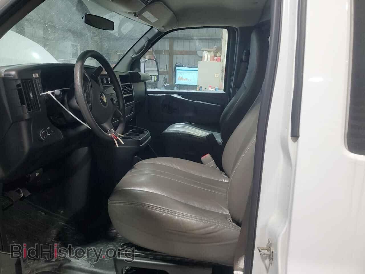 2010 CHEVROLET EXPRESS - VIN: 1GAZGPDG8A1173630 - Photo 7