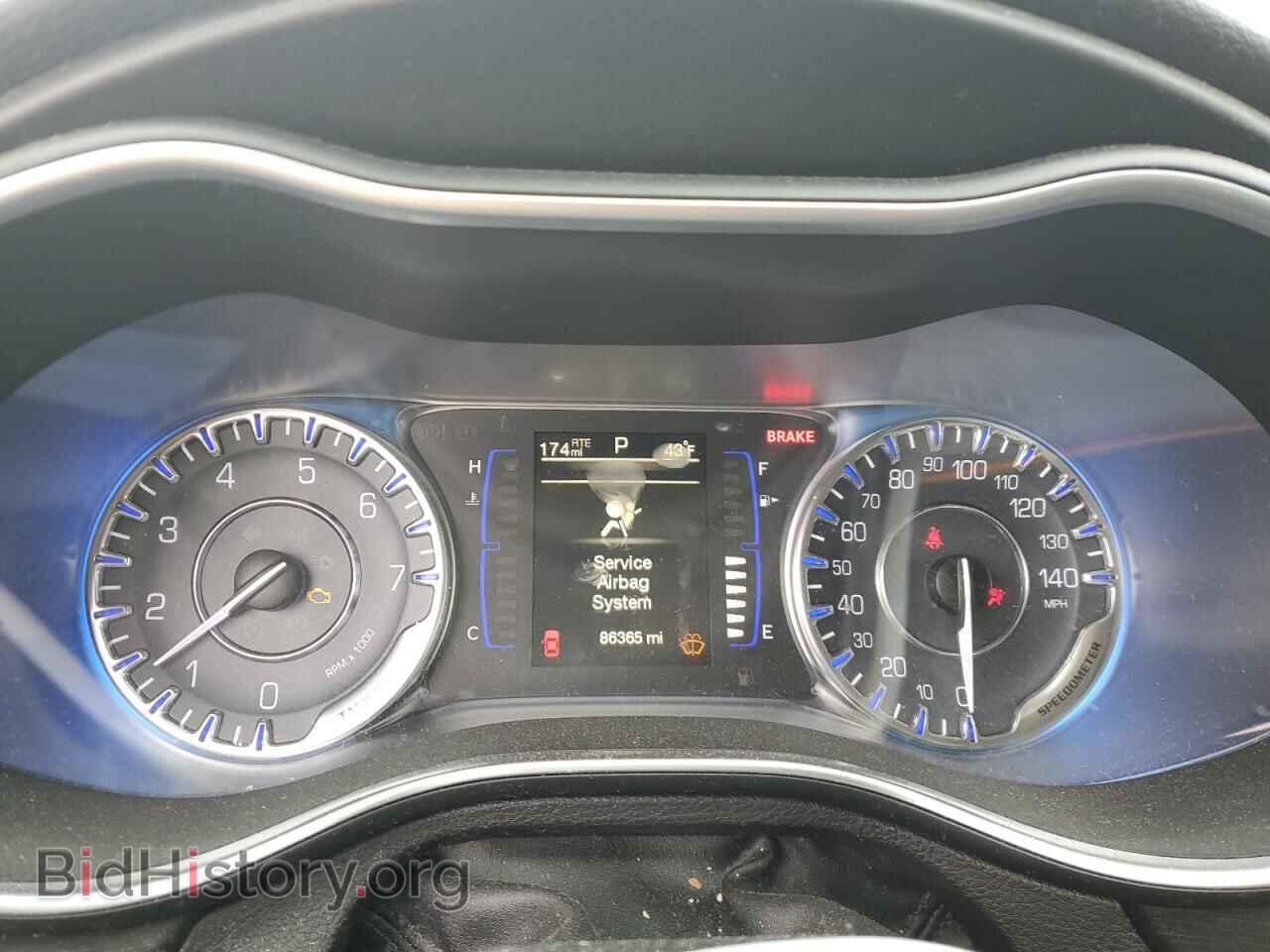 2015 CHRYSLER 200 - VIN: 1C3CCCAB9FN631383 - Фото 9