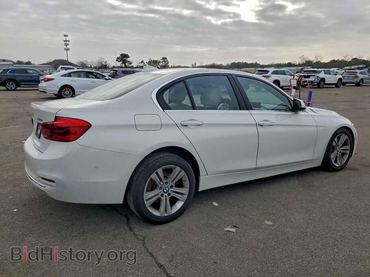 2018 BMW 3 SERIES - VIN: WBA8D9C56JA615275 - Фото 3